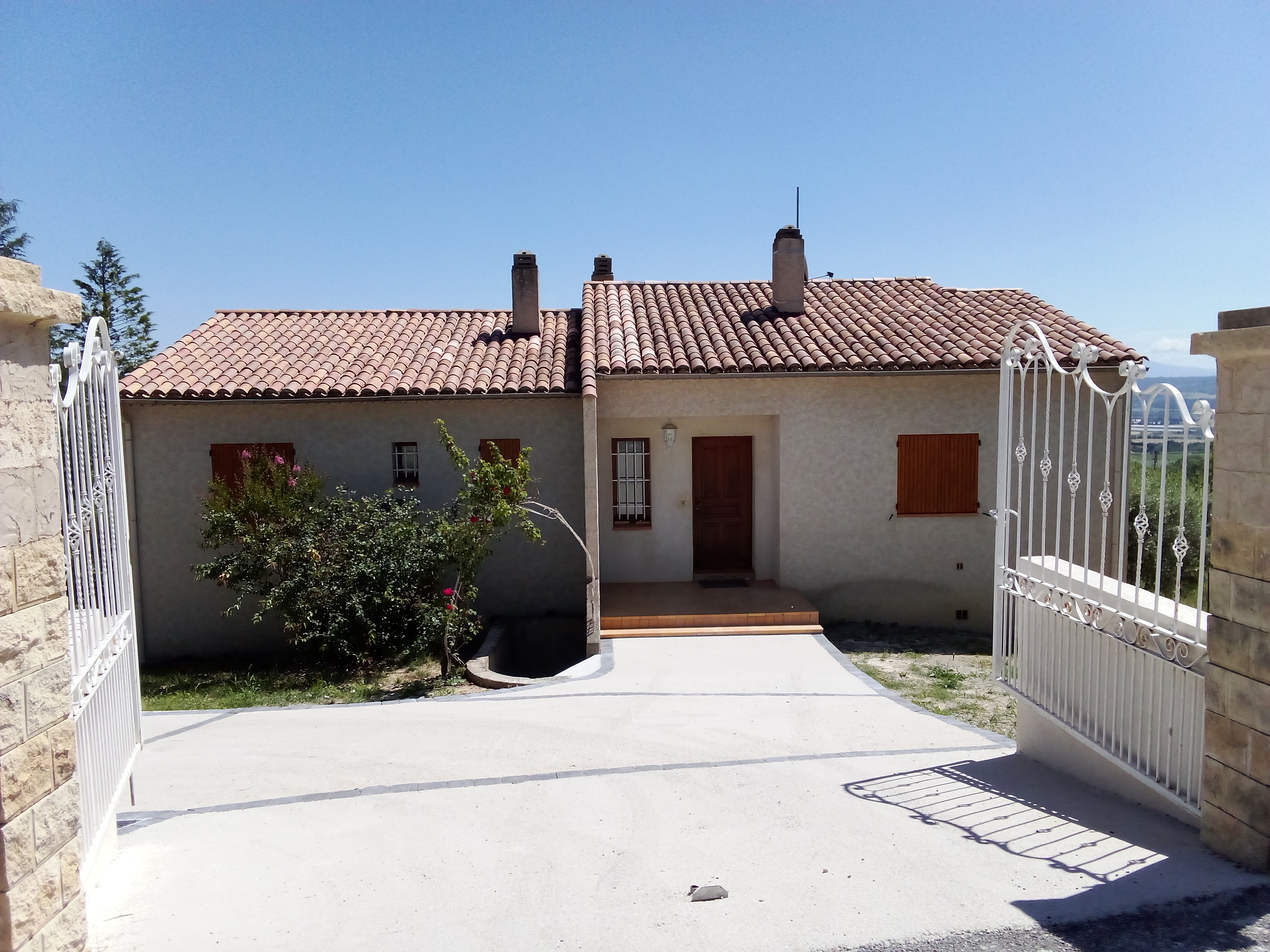 Maison individuelle T5 - Pierrevert - Réf. G34 - Photo 4